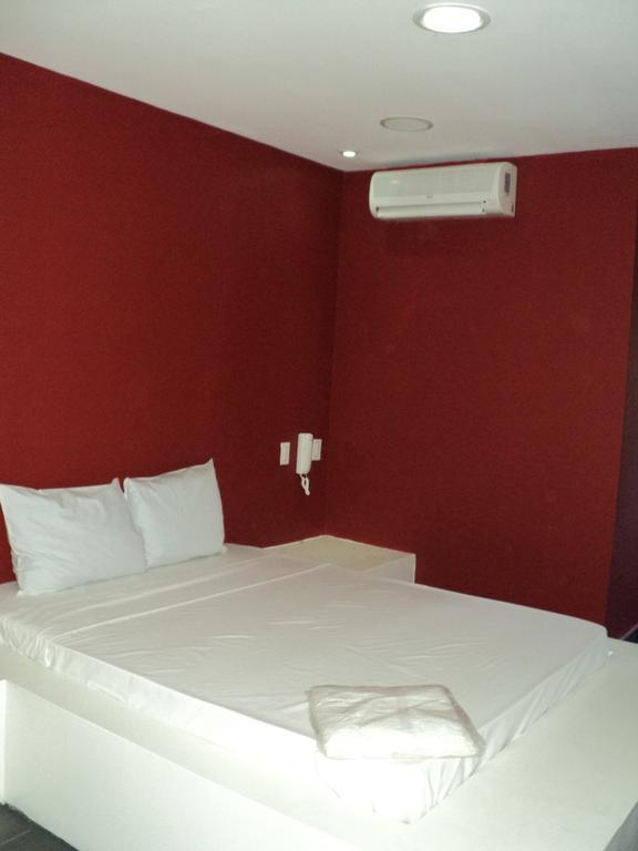 Hotel Red Room Панама Сити Стая снимка
