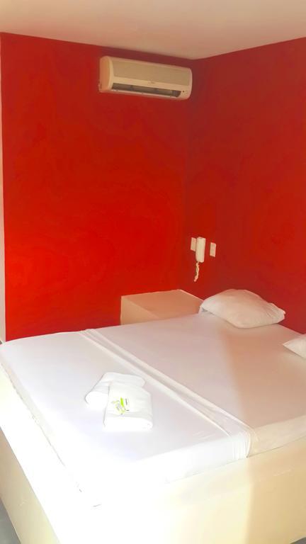 Hotel Red Room Панама Сити Екстериор снимка